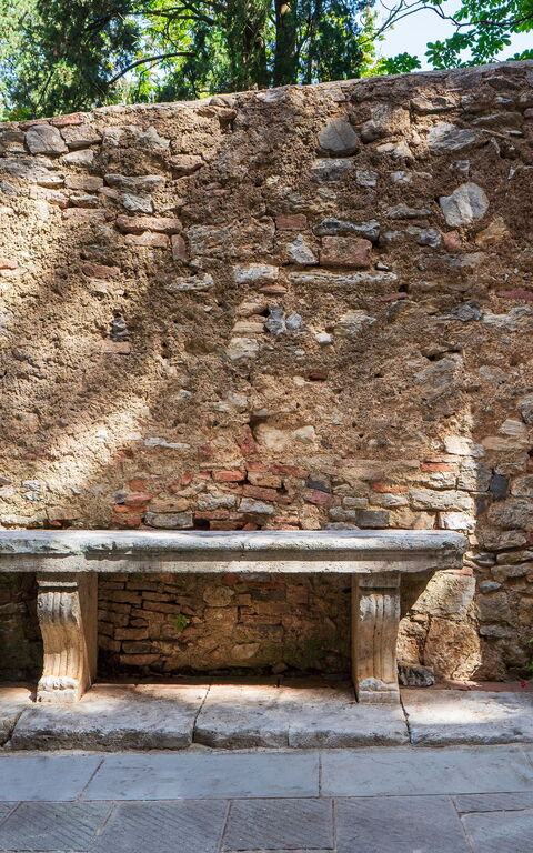 Torre Di Serre: all'aperto, Servizi