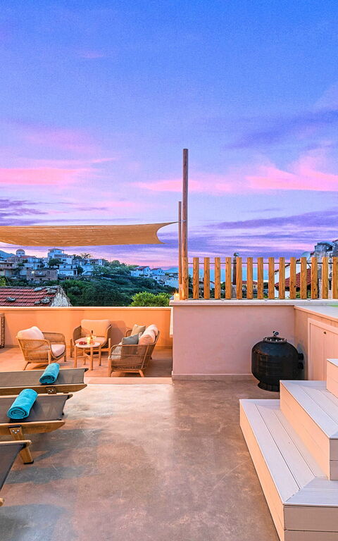 Villa Mirage: all'aperto, Esterni, Piscina