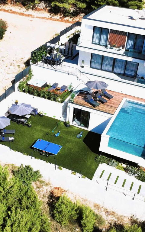 Villa Nikta: Esterni