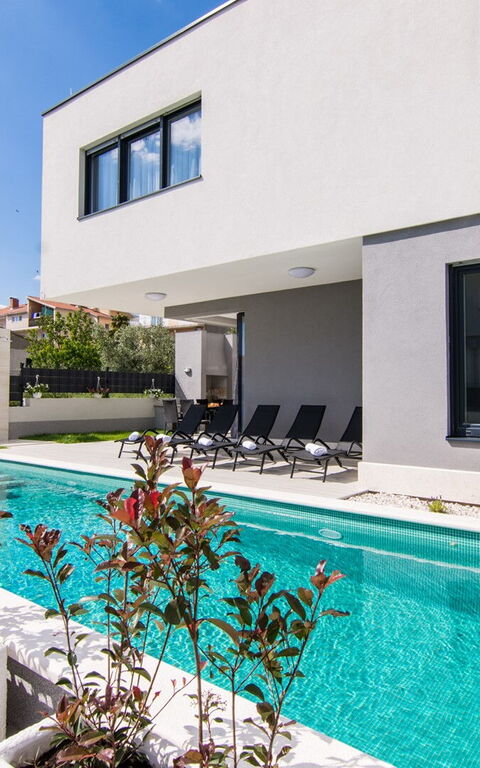 Villa Orvas 190: all'aperto, Esterni, Giardino, Piscina