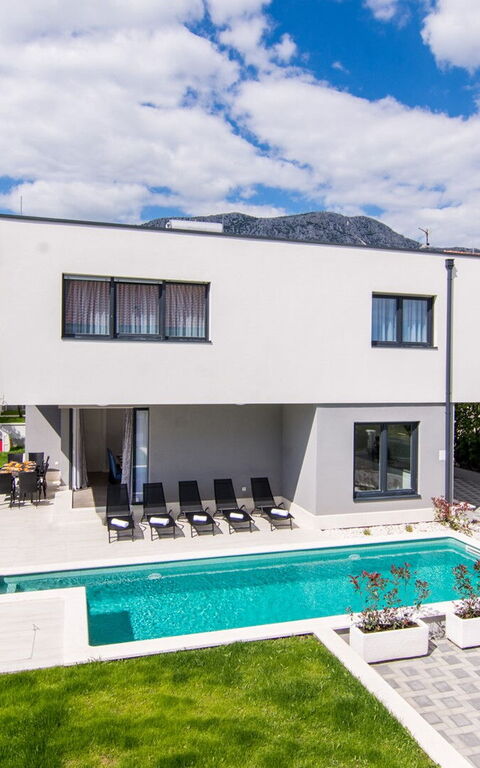 Villa Orvas 190: all'aperto, Balcone / Terrazza / Patio, Esterni, Giardino, Piscina