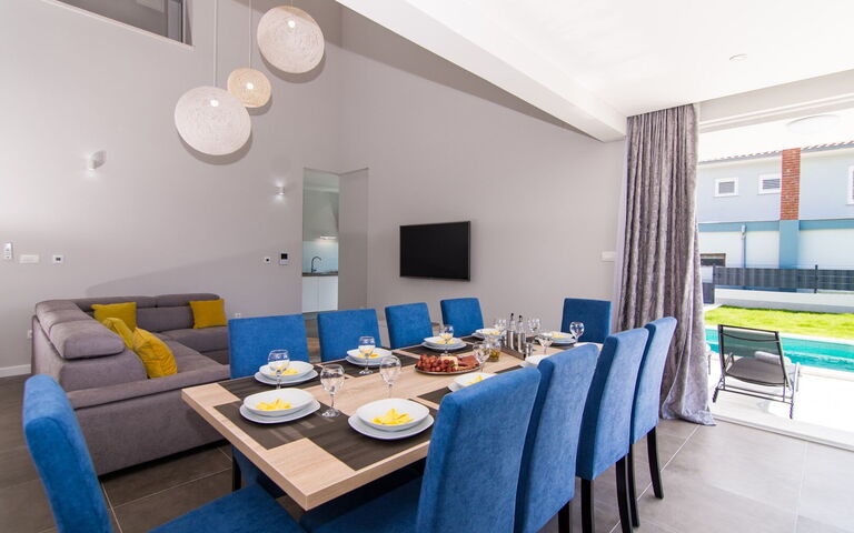 Villa Orvas 190: Sala da pranzo, Soggiorno
