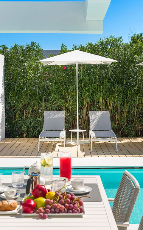 Villa Gadir: all'aperto, Balcone / Terrazza / Patio, Cibo, Esterni, Piscina