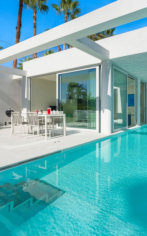 Villa Gadir: all'aperto, Esterni, Piscina