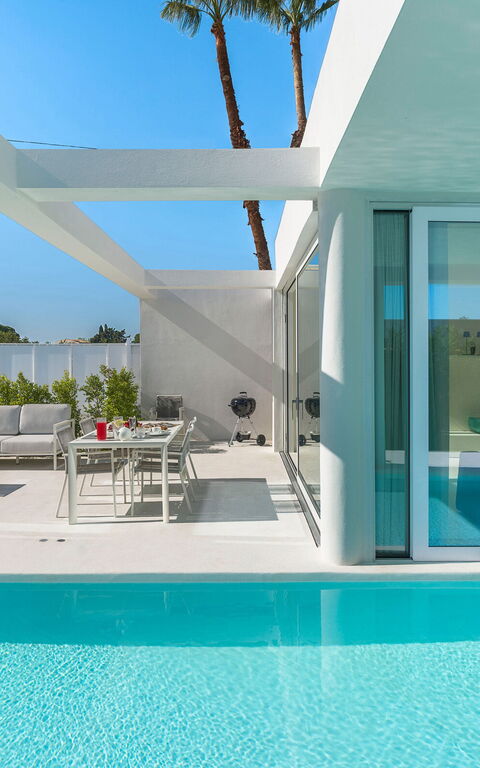 Villa Gadir: all'aperto, Esterni, Piscina