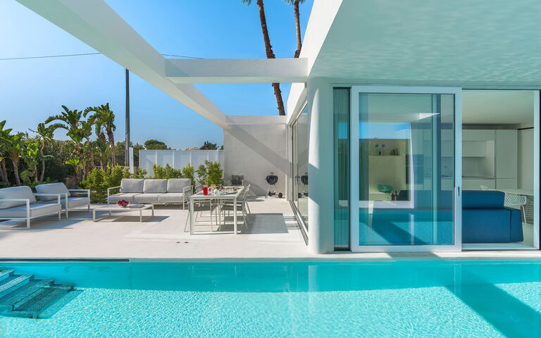 Villa Gadir: all'aperto, Esterni, Piscina