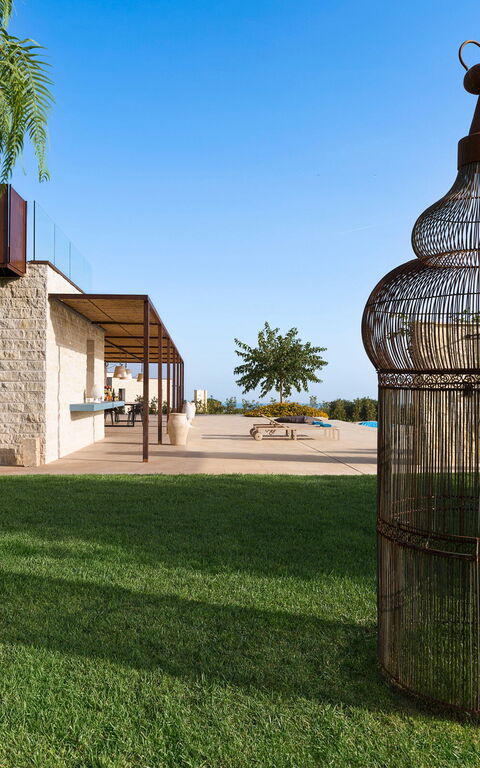 Gelso Bianco: all'aperto, Esterni, Giardino