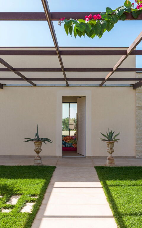 Gelso Bianco: all'aperto, Esterni, Giardino