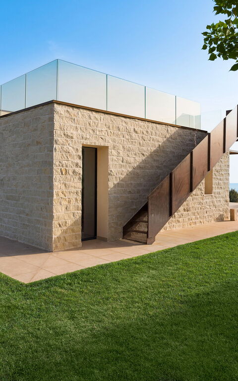 Gelso Bianco: all'aperto, Esterni, Giardino