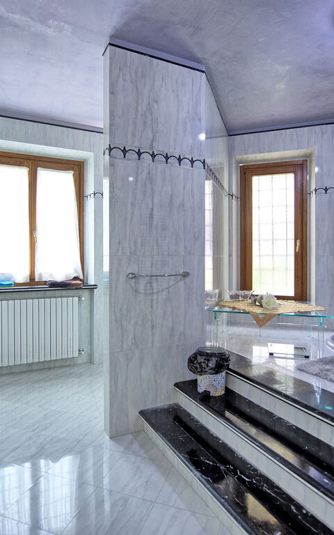 Villa Paradiso: Bagno