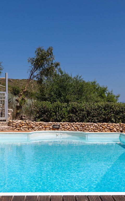 Villa Petra: all'aperto, Esterni, Piscina