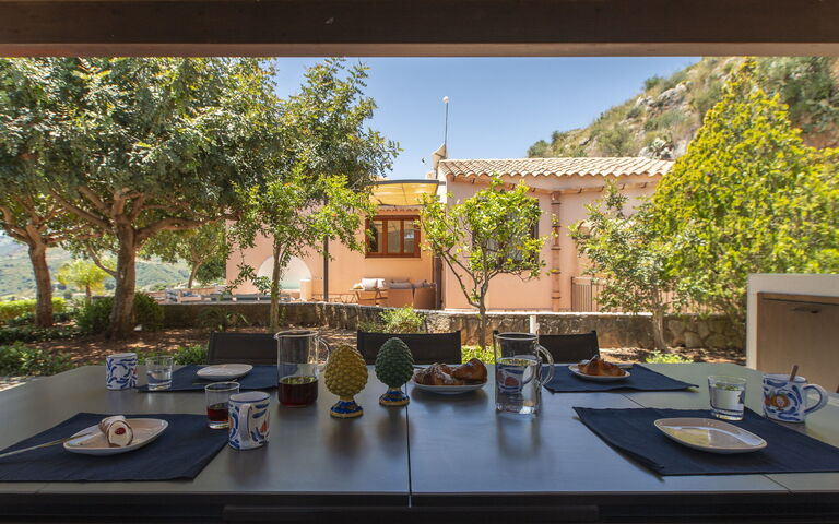 Villa Petra: all'aperto