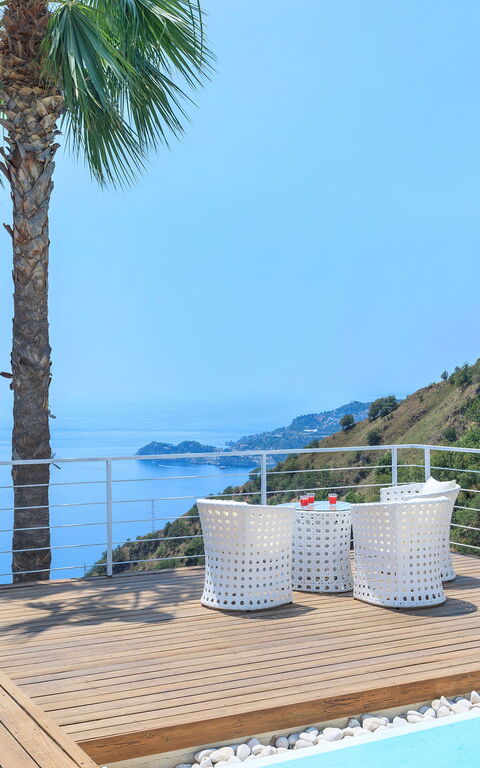 Villa Elysium: all'aperto, Esterni, Piscina, Vista Panoramica