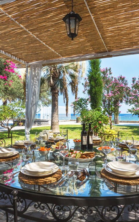 Villa Bellasia: all'aperto, Esterni, Giardino