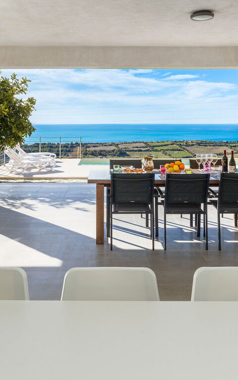 Villa Giglio Di Mare: Cucina, Sala da pranzo
