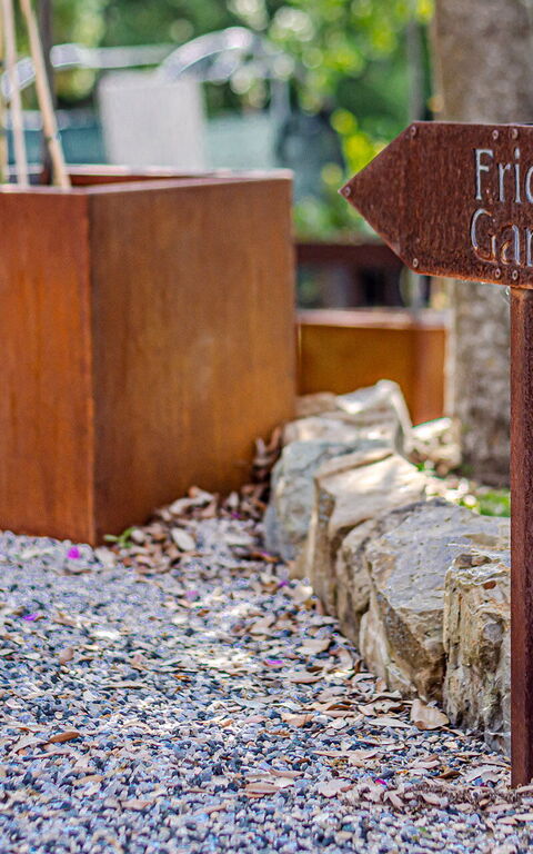 Chateau La Siroque: all'aperto, Esterni