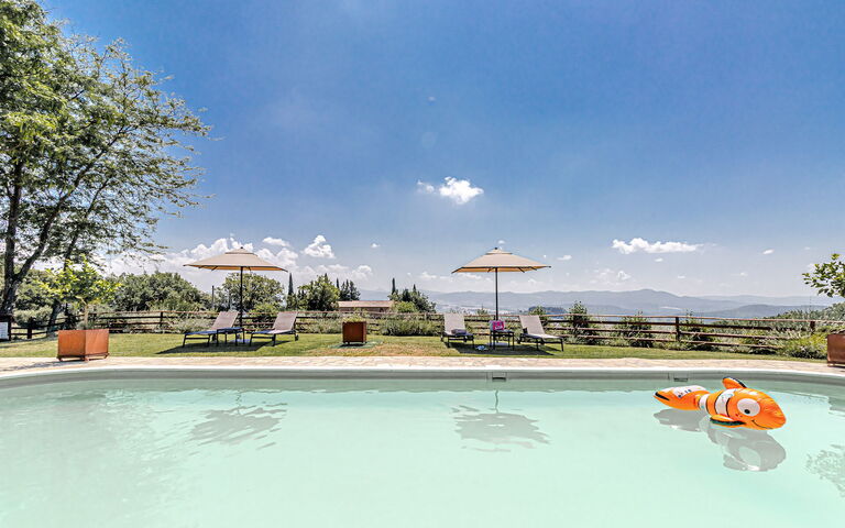 Chateau La Siroque: all'aperto, Esterni, Piscina, Vista Panoramica