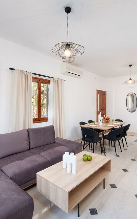 Klapas: Sala da pranzo, Soggiorno