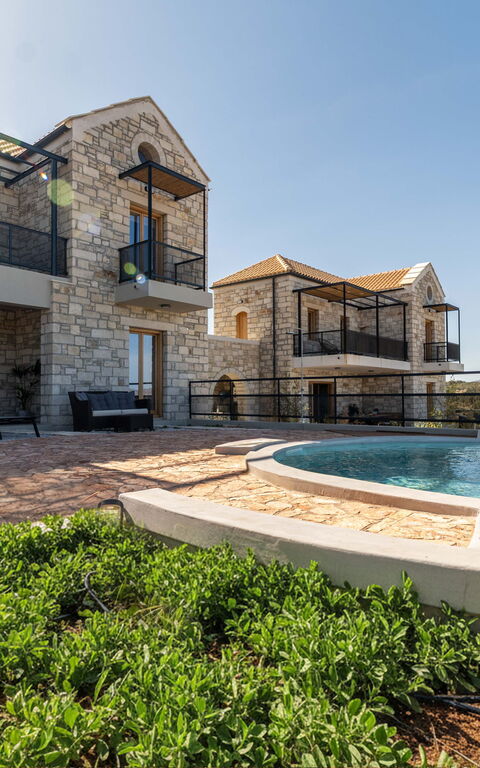 Villa Seiri: all'aperto, Esterni, Piscina