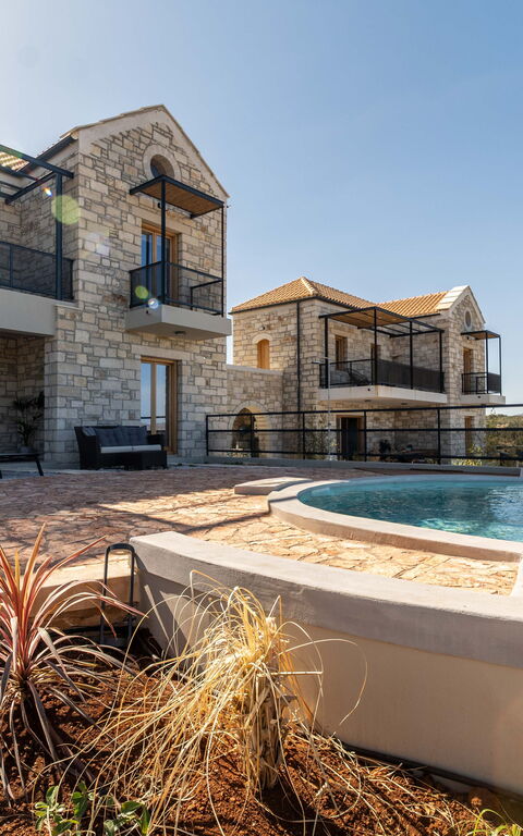 Villa Seiri: all'aperto, Esterni, Piscina