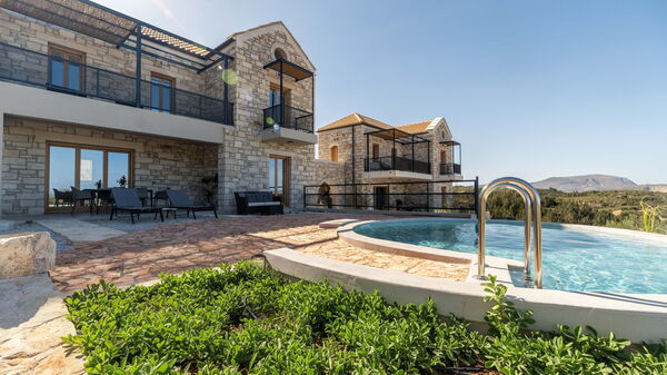 Villa Seiri: all'aperto, Esterni, Piscina