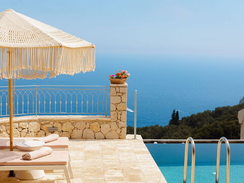 Villa Thea Mare Levantes