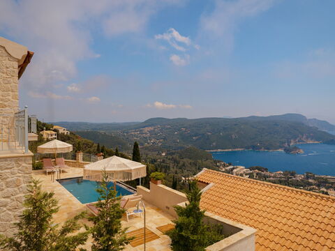 Villa Thea Mare Levantes