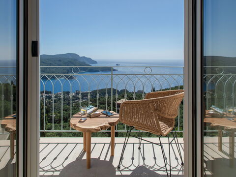 Villa Thea Mare Maistro