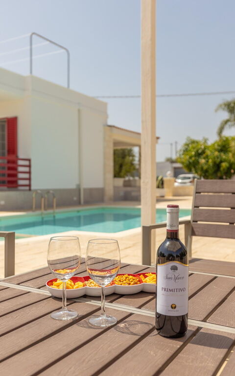 Villa Dolcevivere: all'aperto, Estate, Esterni, Piscina