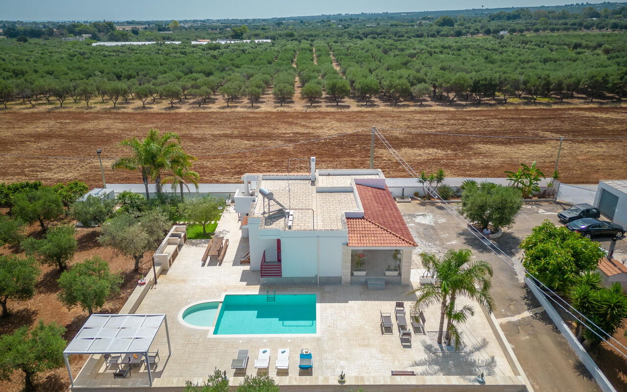 Villa Dolcevivere: all'aperto, Estate, Esterni, Piscina, Vista Panoramica