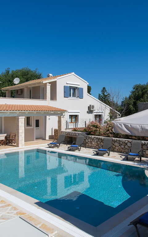 Villa Armonia: all'aperto, Esterni, Piscina