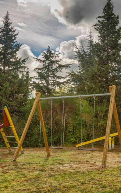 Leccino: all'aperto, Esterni, Giardino