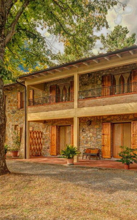 Leccino: all'aperto, Entrata Principale, Esterni, Giardino