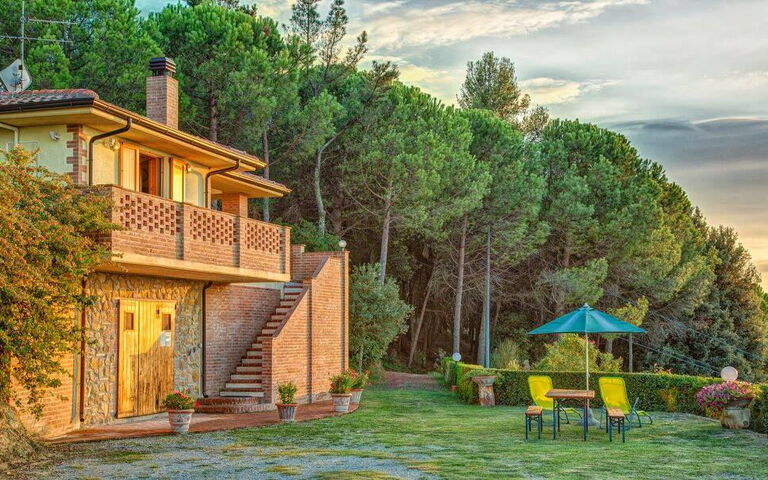 Leccino: all'aperto, Entrata Principale, Esterni, Giardino