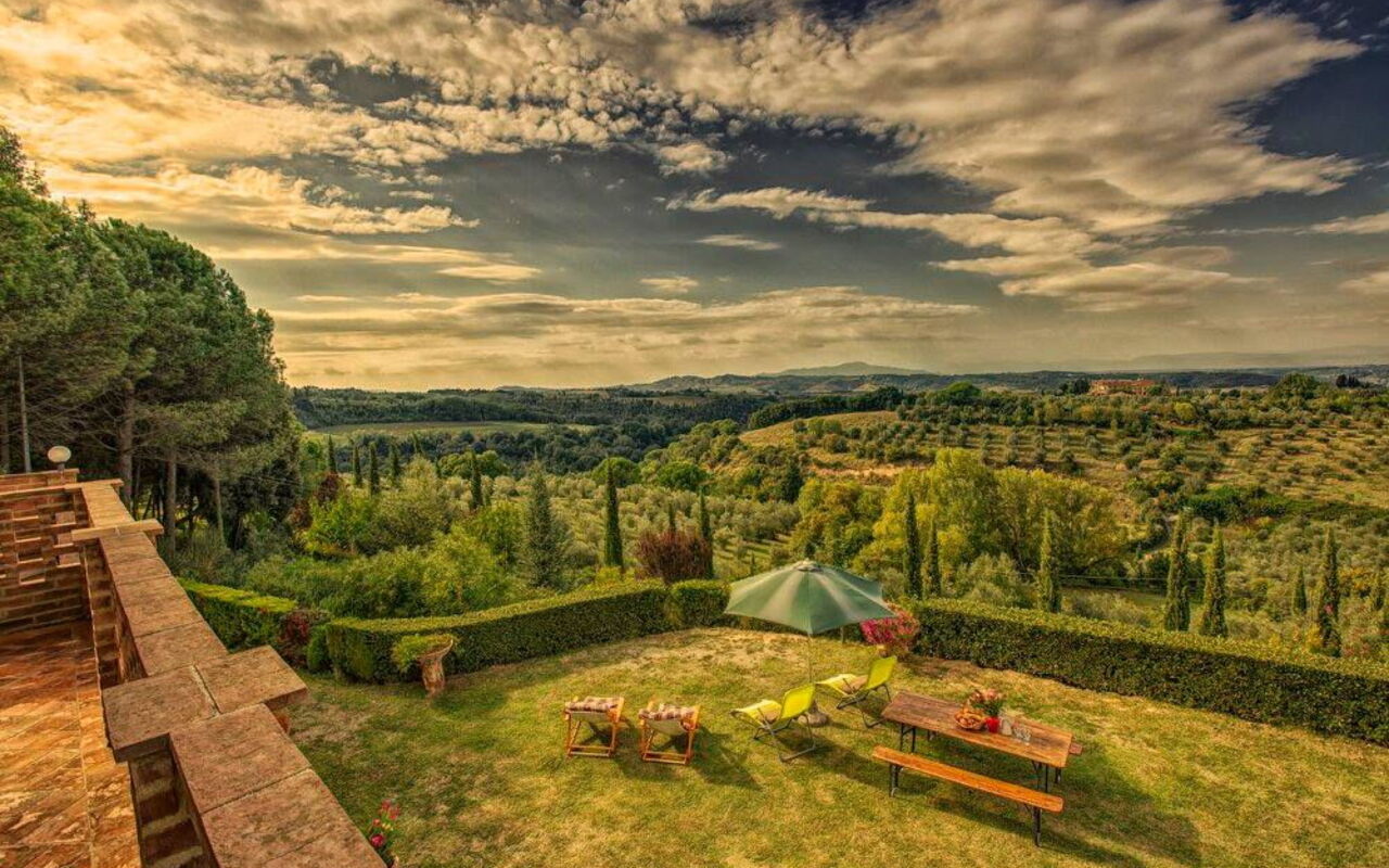 Leccino: all'aperto, Esterni, Giardino, Vista Panoramica