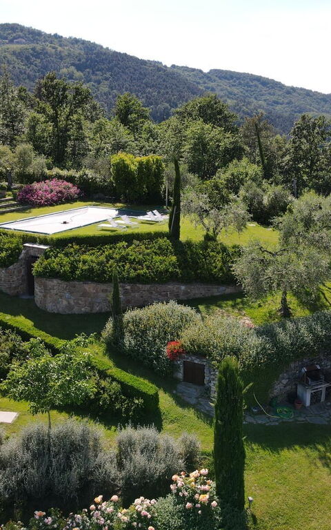 Villa Mami: all'aperto, Esterni, Giardino, Piscina, Vista Panoramica