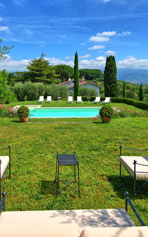 Villa Mami: all'aperto, Giardino, Piscina