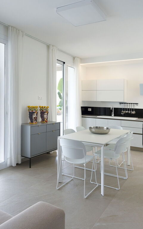 Villa Paradisus: Cucina, Sala da pranzo, Soggiorno