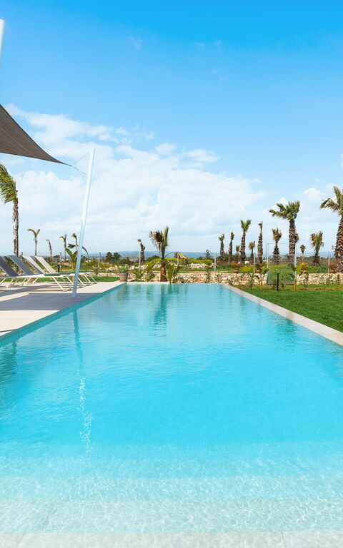 Villa Paradisus: all'aperto, Esterni, Giardino, Piscina