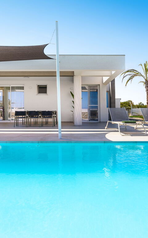 Villa Paradisus: all'aperto, Esterni, Piscina