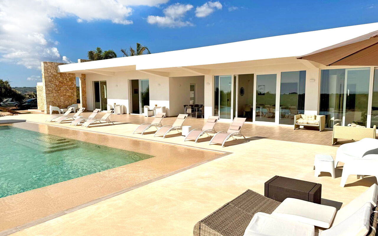 Villa Infinito: all'aperto, Esterni, Piscina