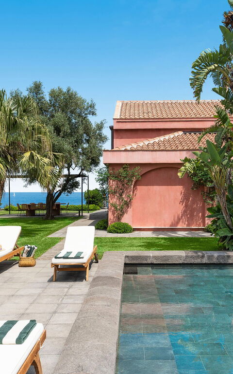 Villa Acqua Marina: all'aperto, Esterni, Piscina