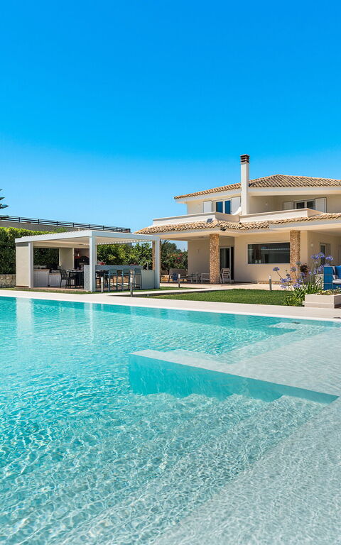 Villa Dilecta: all'aperto, Esterni, Piscina