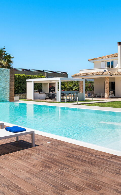 Villa Dilecta: all'aperto, Esterni, Piscina