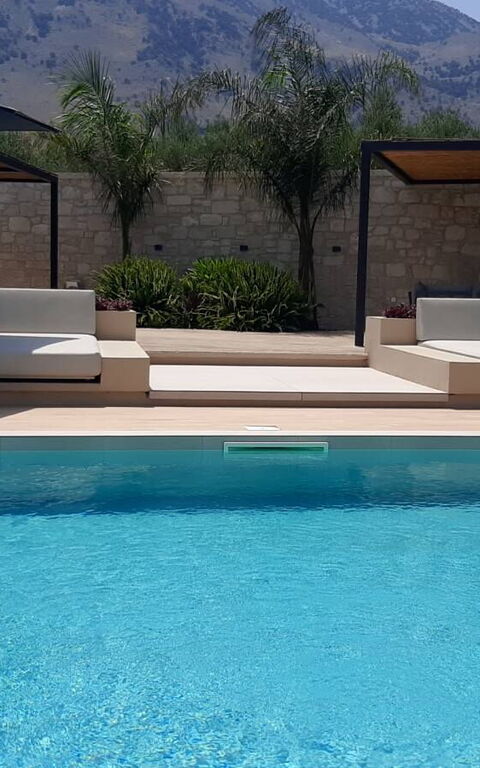 Villa Serenity: all'aperto, Piscina