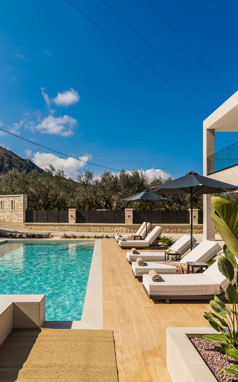 Villa Serenity: all'aperto, Giardino, Piscina