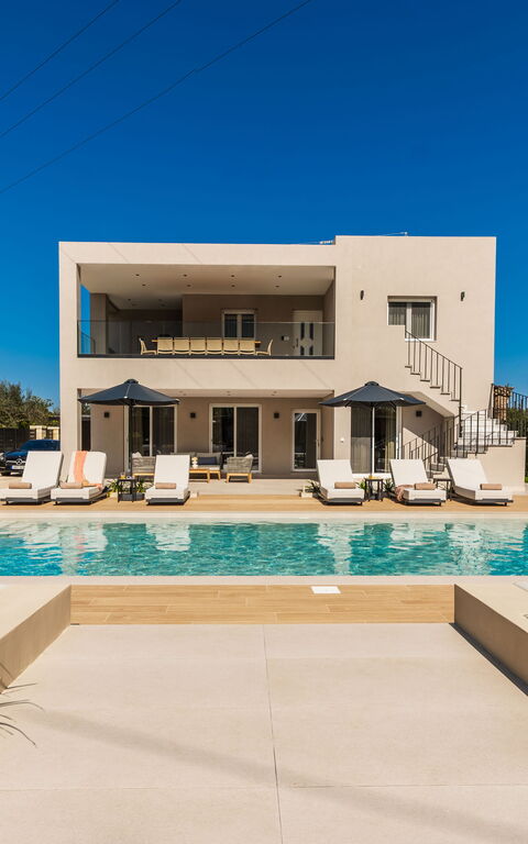 Villa Serenity: all'aperto, Esterni, Giardino, Piscina