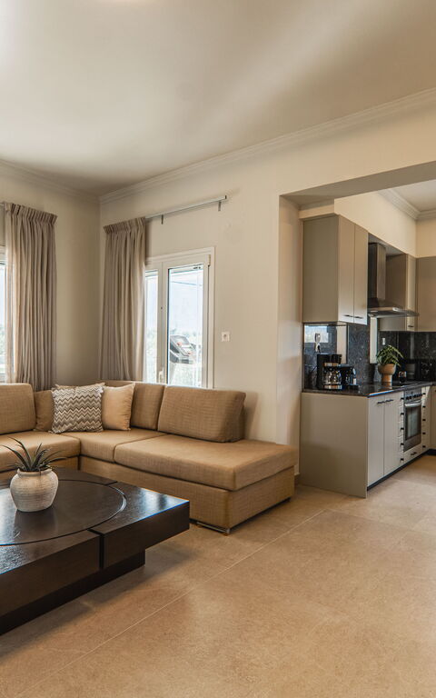 Villa Serenity: Cucina, Soggiorno