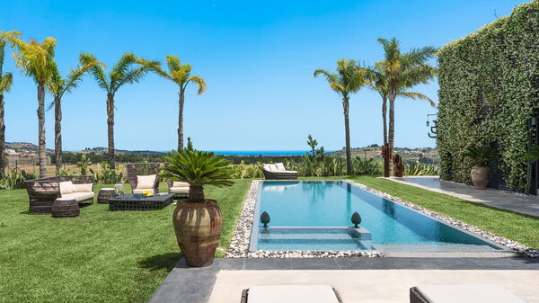 Villa Agnese: all'aperto, Esterni, Giardino, Piscina, Vista Panoramica