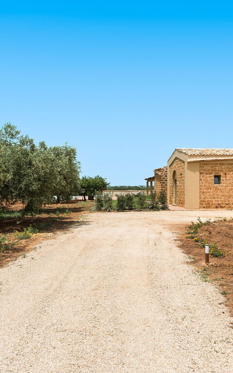 Villa Cavalè: all'aperto, Entrata Principale, Esterni